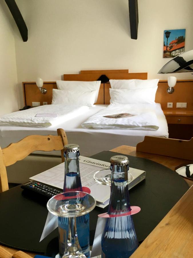 Alt Warburg Hotel Eksteriør billede