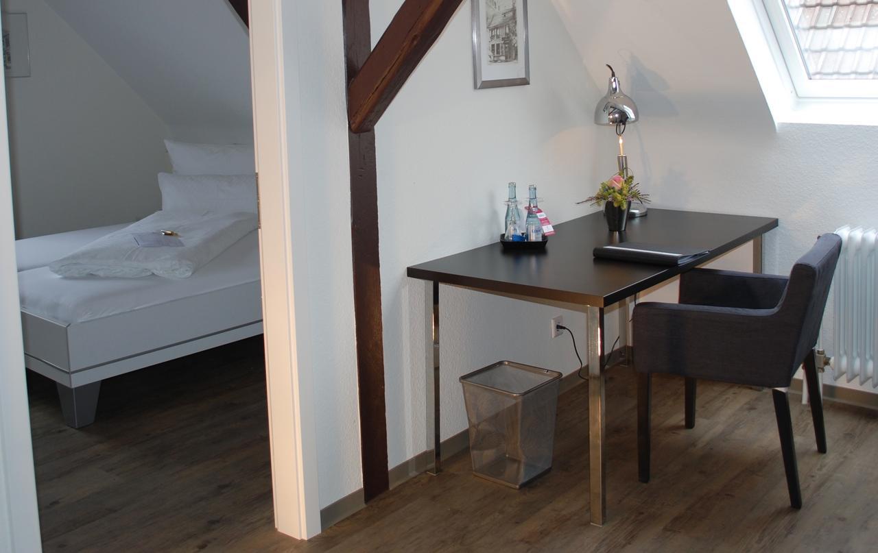 Alt Warburg Hotel Eksteriør billede