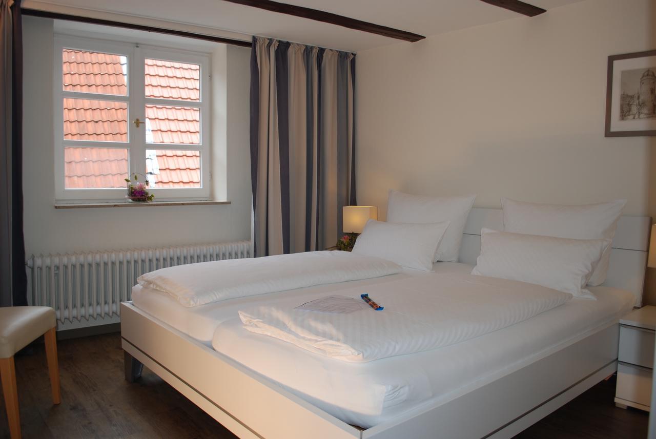 Alt Warburg Hotel Eksteriør billede