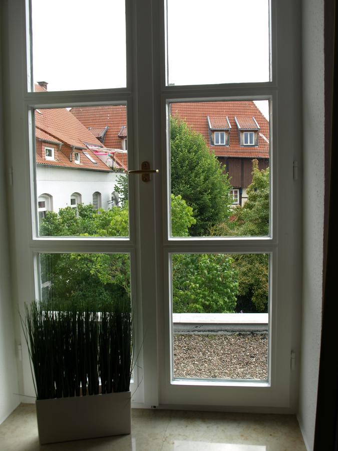 Alt Warburg Hotel Eksteriør billede