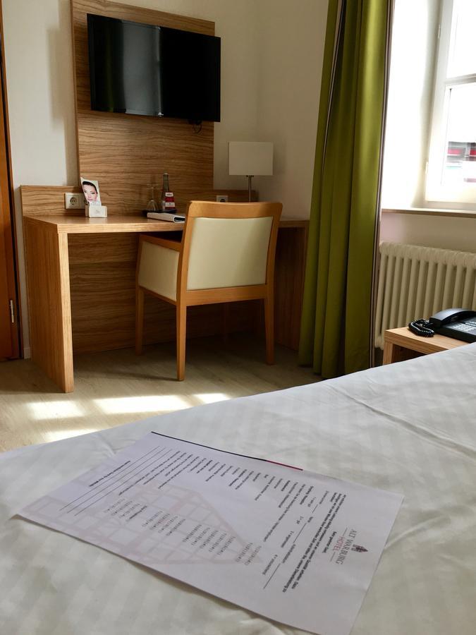 Alt Warburg Hotel Eksteriør billede